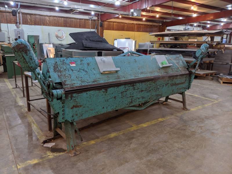 lot 7715 image: Chicago Steel Bending Brake 1014