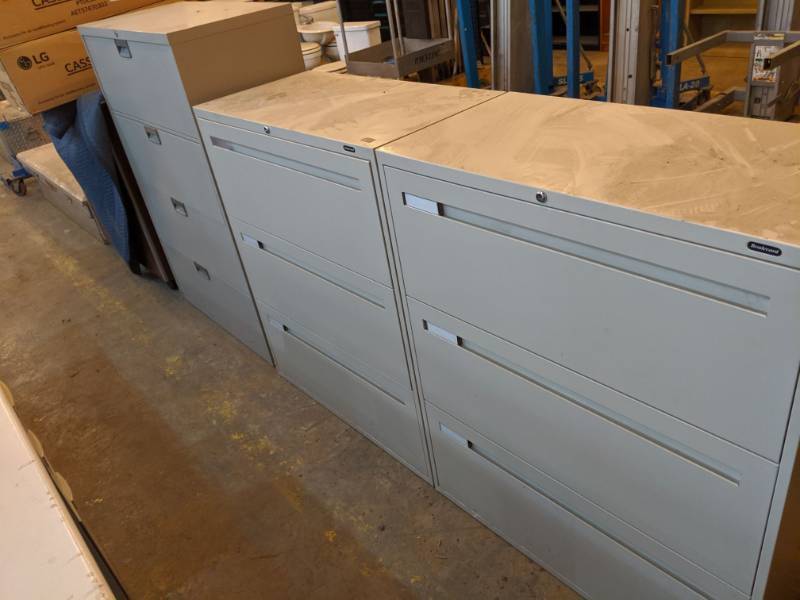 lot 7732 image: (3) Lateral File Cabinets