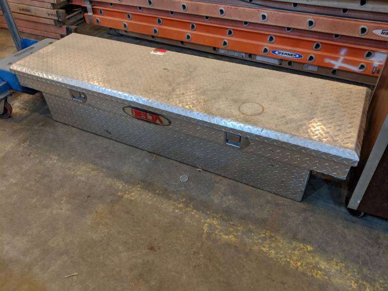 lot 7738 image: Delta Full Size Truck Aluminum Tool Box