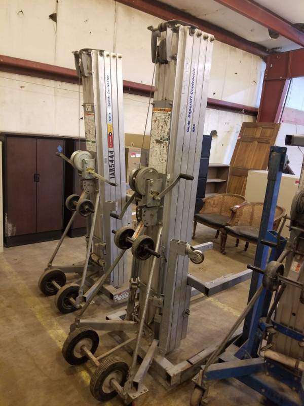 lot 7754 image: Genie Superlift Contractor SLC-24
