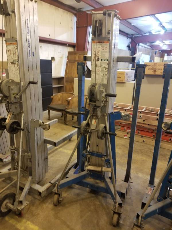 lot 7755 image: Genie Superlift SLA-20