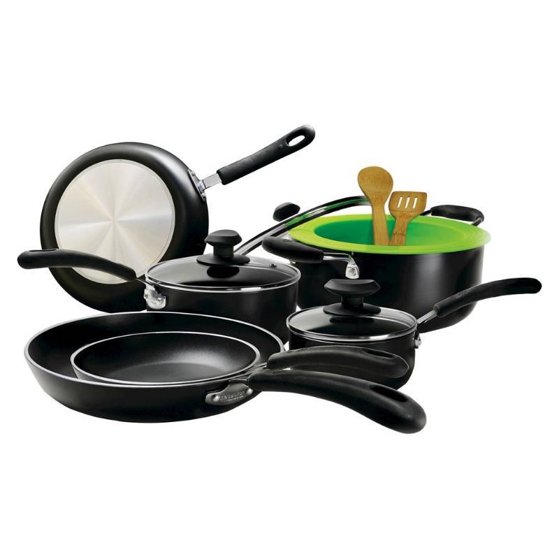 lot 1102 image: Epoca Heavy Weight 12-piece Cookware Set