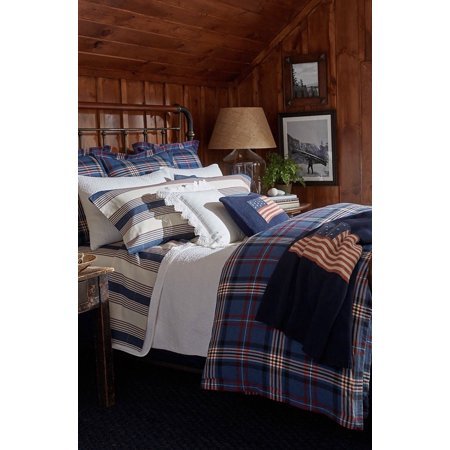 lot 13526 image: King Saranac Peak Bentwood Comforter
