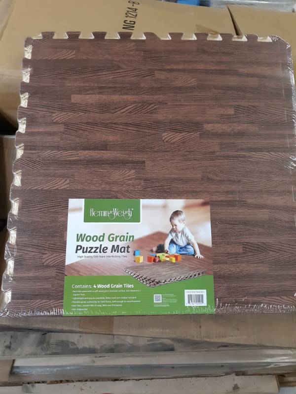 lot 13556 image: Hemingweigh Printed Wood Grain Interlocking Foam Anti Fatigue Floor Puzzle Mats