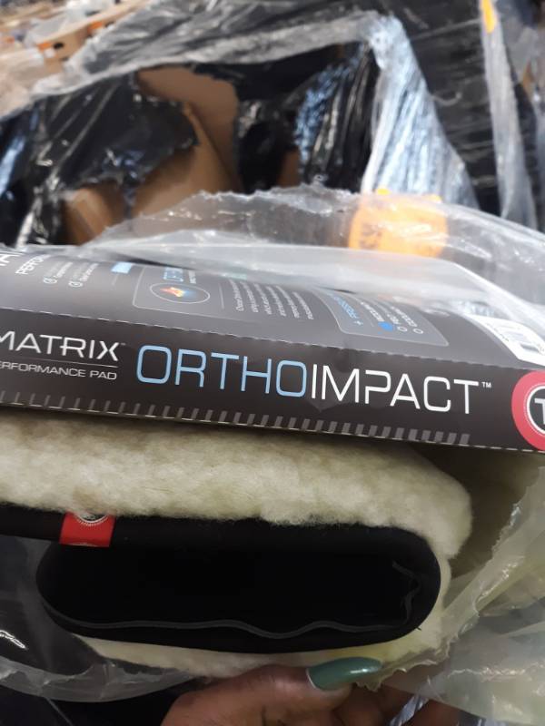 lot 13717 image: Matrix Woolback Ortho Impact Pad wWear Leather 32