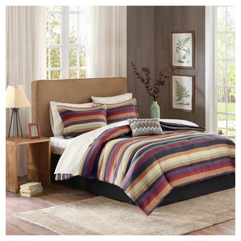 lot 13723 image: Hawthorne 100% Polyester Microfiber Printed Complete Bed Set (Full) 9pcs, Multi-Colored