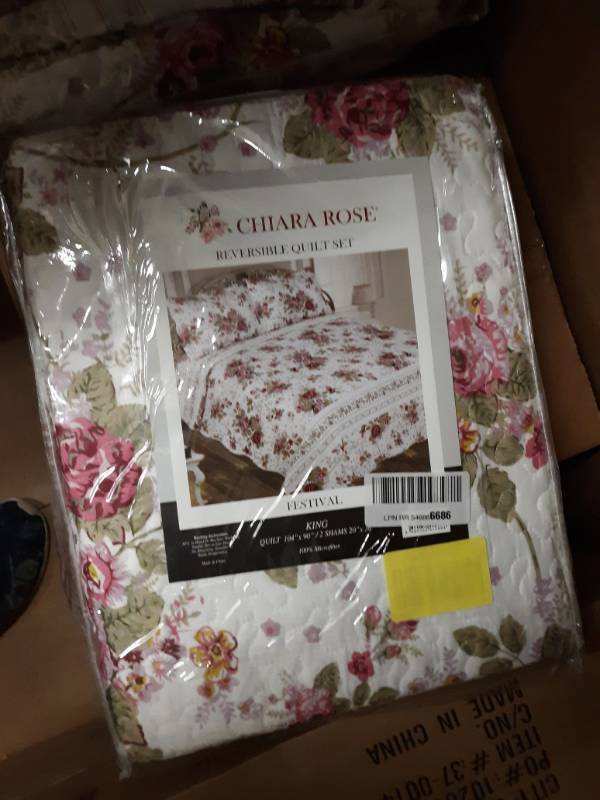 lot 13802 image: Chiara Rose