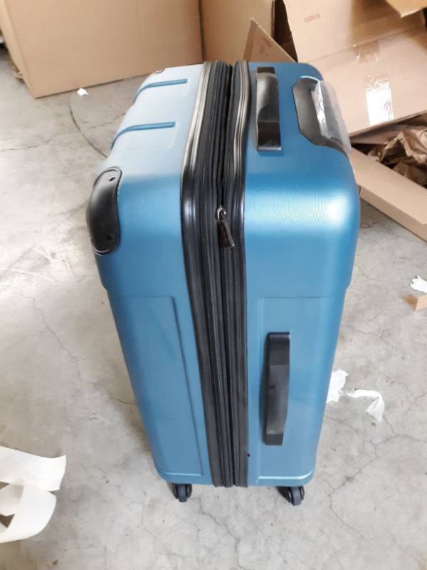 lot 14080 image: Travel Case