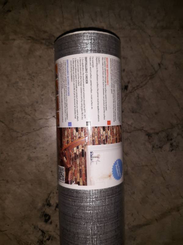 lot 14208 image: Adhesive Wallpaper