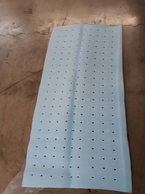 lot 14569 image: memory foam mattress topper for a twin mattress