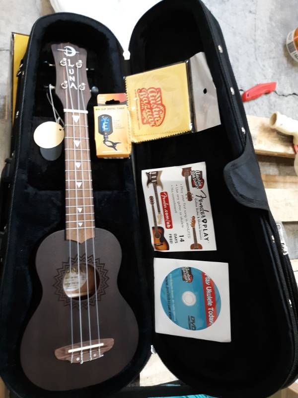 lot 14632 image: austin bazaar ukulele concert luna uke vms bks