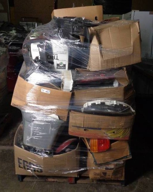 lot 1718 image: Pallet Of Used Car Parts And Accessories