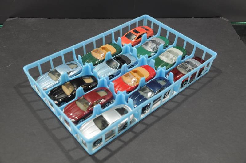 lot 2042 image: Lot of Matchbox Cars-Jaguar and Lexus
