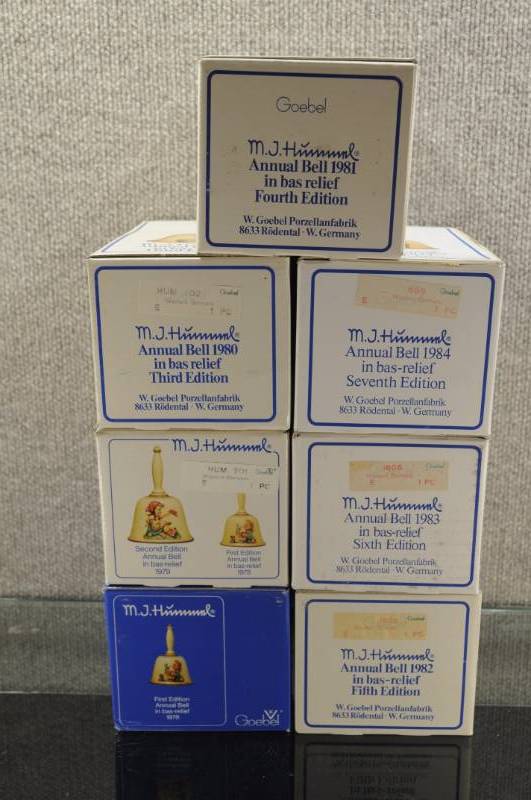 lot 2098 image: Lot of Goebel Hummel Annual Collectors Bells