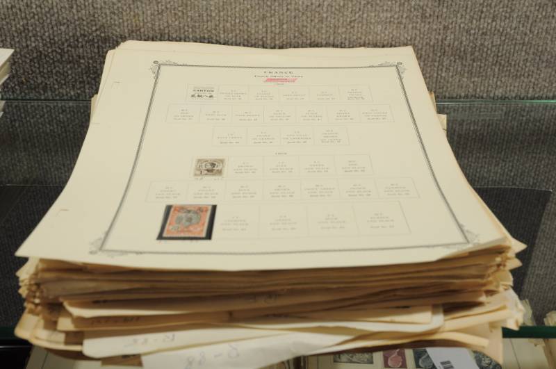 lot 2118 image: Big Lot of Postage Stamps Mounted on Pages -See Photos