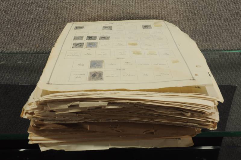 lot 2122 image: Big Lot of Postage Stamps Mounted on Pages -See Photos