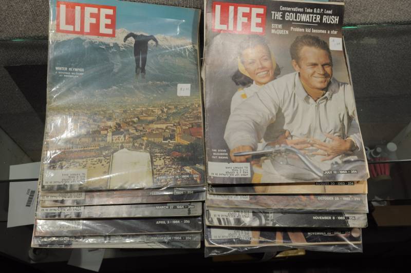lot 2155 image: Lot of Vintage Life Magazines - Great Ads - Some Incomplete - See Photos for Dates