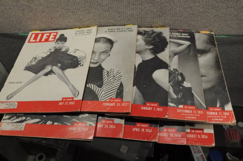 lot 2162 image: Lot of Vintage Life Magazines - Great Ads - Some Incomplete - See Photos for Dates