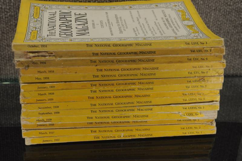 lot 2163 image: Lot of Vintage National Geographic Magazines - Great Ads - Some Incomplete - See Photos for Dates