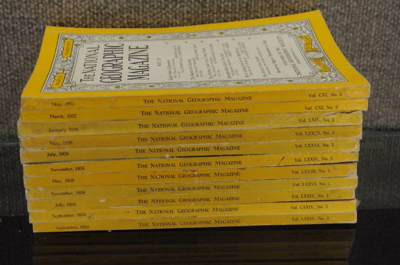 lot 2171 image: Lot of Vintage National Geographic Magazines - Great Ads - Some Incomplete - See Photos for Dates