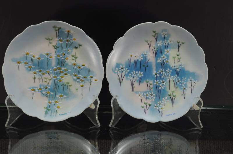 lot 2184 image: Pair Rosenthal Bavaria 6 Hand Painted Plates. Akard 1963