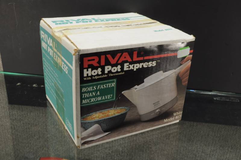 lot 2259 image: New In Box Rival Top Pot Express