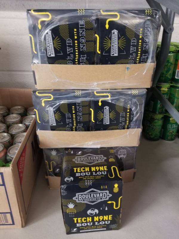 lot 15065 image: (19) Boulevard Tech N9ne Bou Lou 4Pk 16OZ Cans