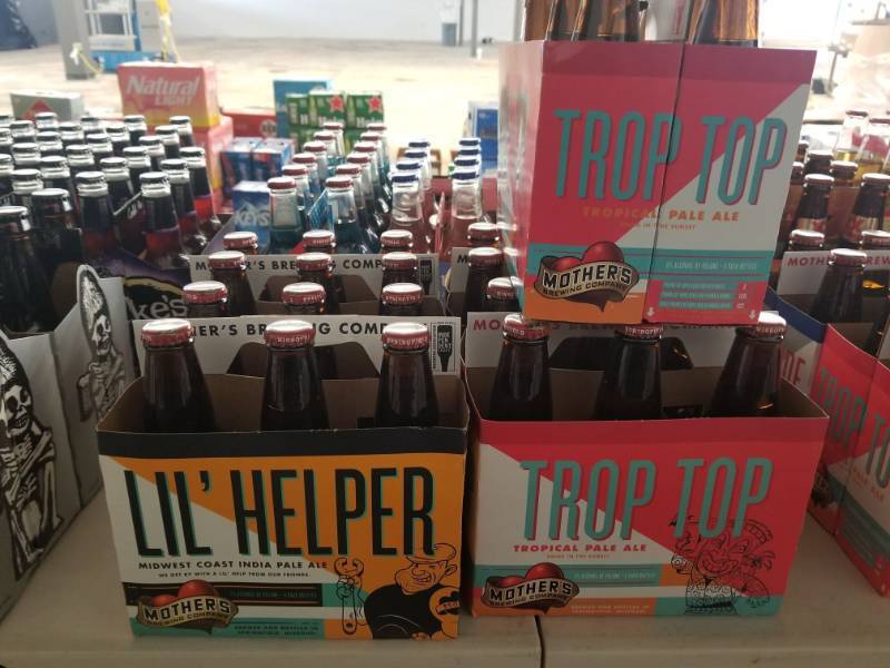 lot 15112 image: (5) 6Pk Mothers Brewing Company Trop Top And Lil Helper
