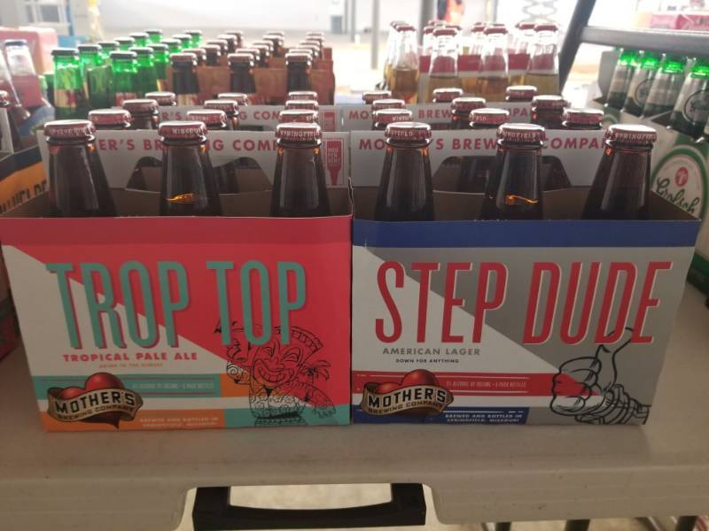 lot 15113 image: (4) Mothers Brewing Co Trop Top, Step Dude 6pk
