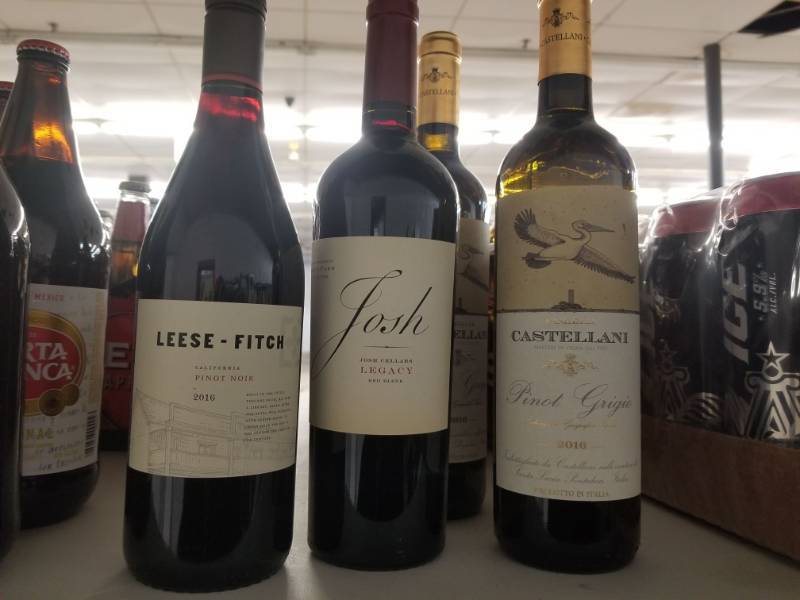 lot 15153 image: Leese Fitch Pinot Noir, Josh Legacy Red Blend, (2) Castellani Pinot Grigio