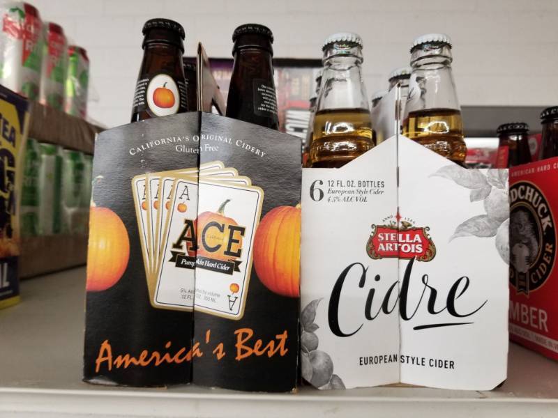 lot 15223 image: Pumpkin Hard Cider 6pk , Stella Artios Cidre 6Pk