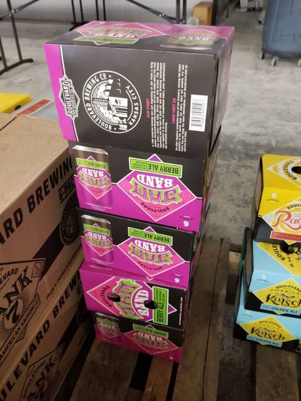 lot 15233 image: (5) Boulevard Jam Band Berry Ale 6Pk Cans