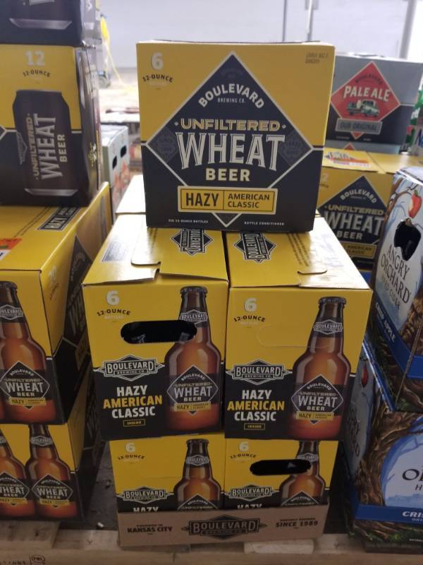 lot 15243 image: (5) Boulevard Hazy 6Pk Bottles