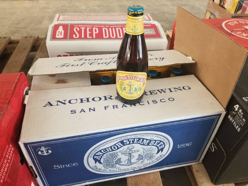 lot 15372 image: (4) 6Pk Anchor Steam Beer Bottles