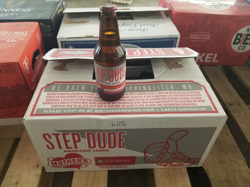 lot 15373 image: (4) 6Pk Mothers Brewing Step Dude Bottles