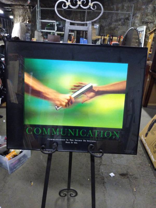 lot 3226 image: Communication Picture