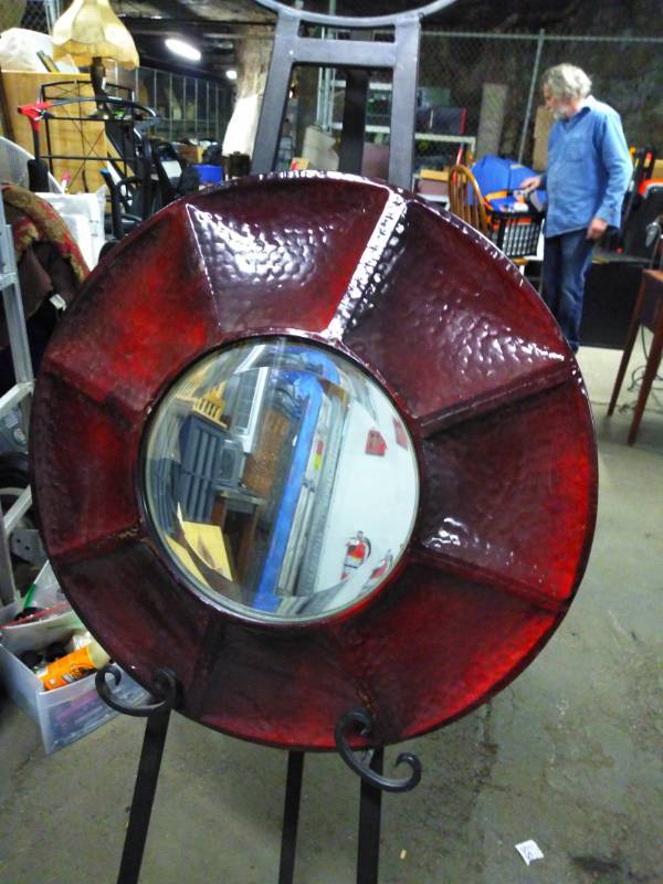 lot 3234 image: New Modern Metal Round Mirror
