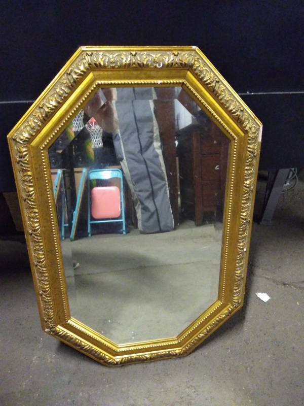 lot 3248 image: Framed Mirror