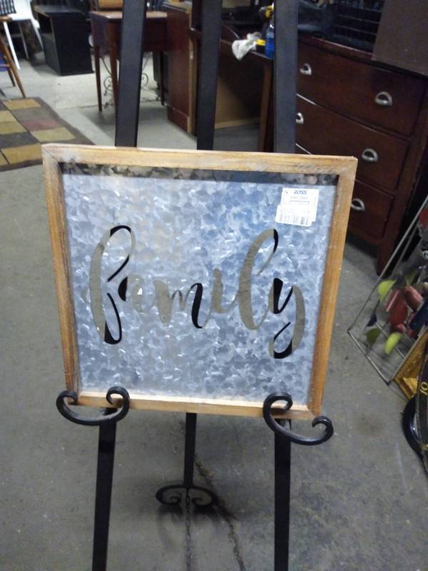 lot 3190 image: Family MetalWood Wall Art