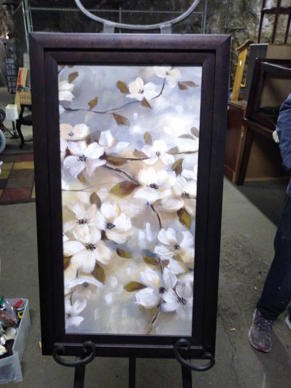 lot 3205 image: Modern Framed Flower Picture