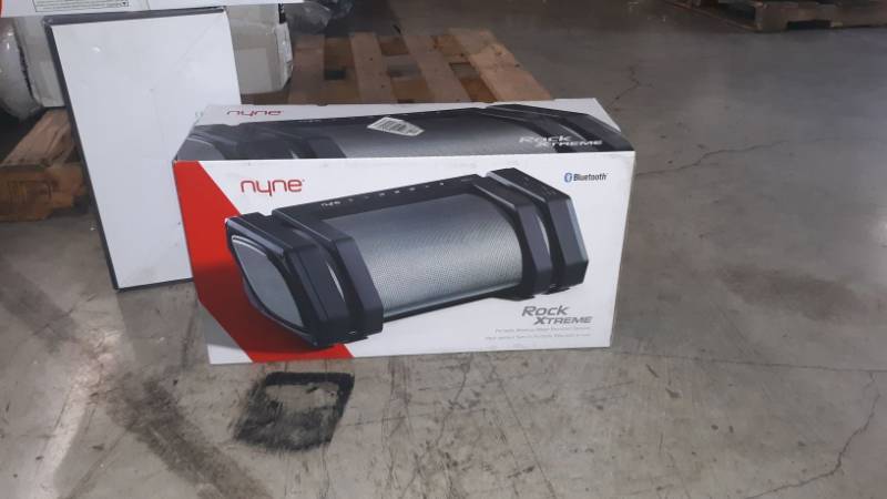 lot 13404 image: Nyne Bluetooth Speaker