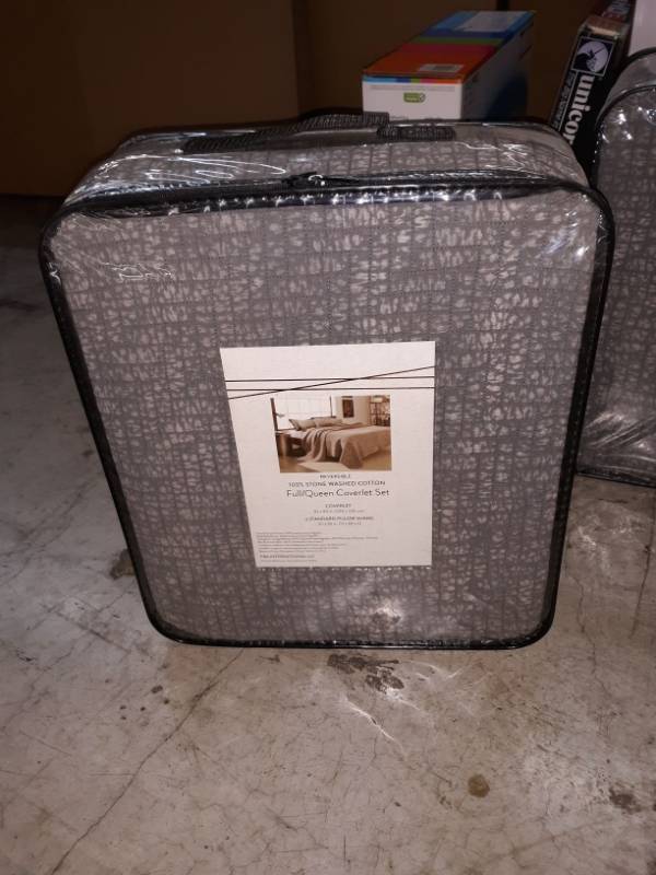 lot 14328 image: FullQueen Sheets
