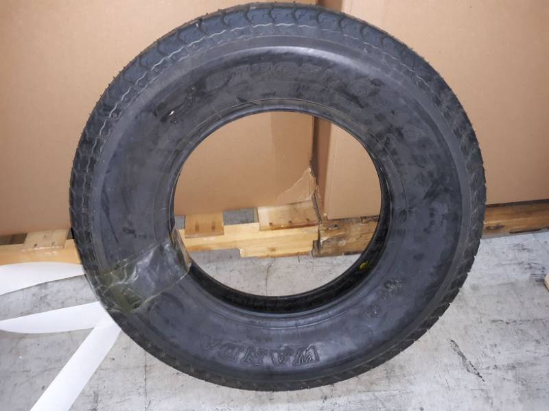 lot 14377 image: Wanda Trailer Tire