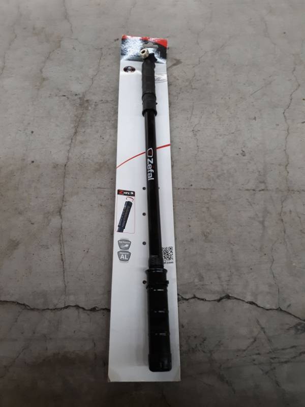 lot 14398 image: Zefal Hpx Classic Aluminium Frame Fit Pump, Size 4 (510-550 Mm), Black, High