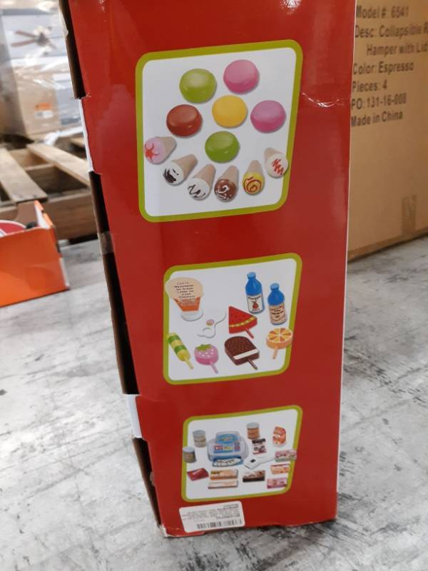 lot 14410 image: Store Dessert Playset
