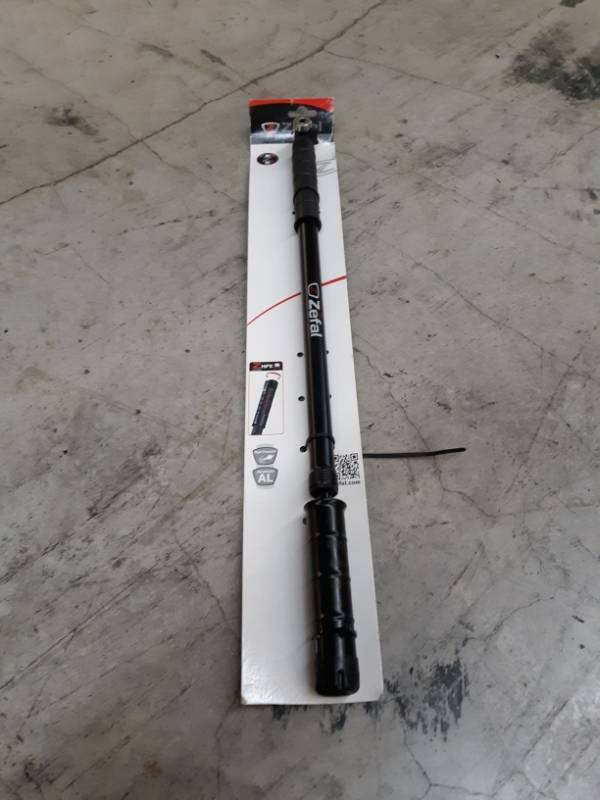 lot 14469 image: Zefal Hpx Classic Aluminium Frame Fit Pump, Size 4 (510-550 Mm), Black, High