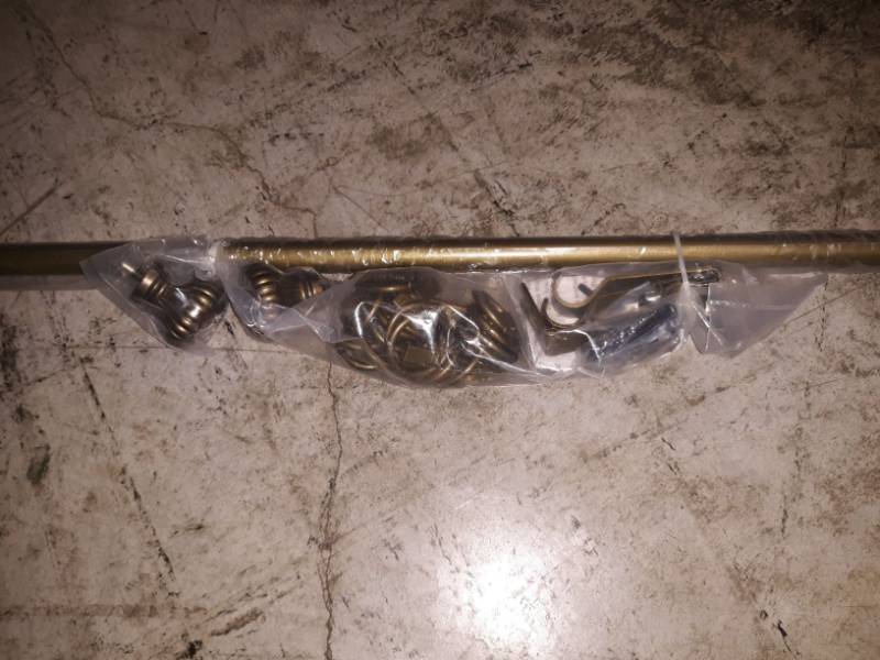 lot 14690 image: Curtain Pole