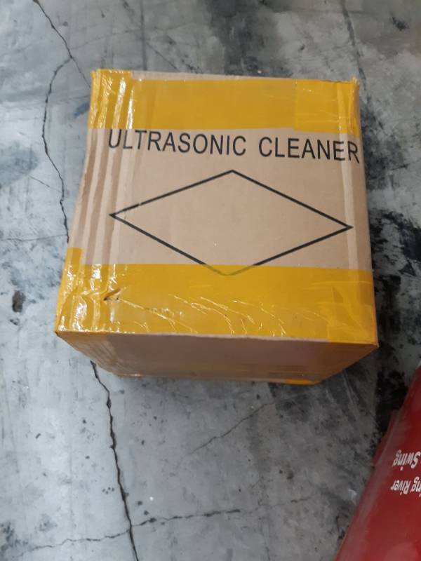 lot 16065 image: Ultra Cleaner