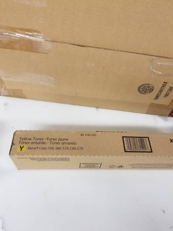 lot 11437 image: Xerox 006R01522 Toner Cartridge (Yellow,1-Pack)