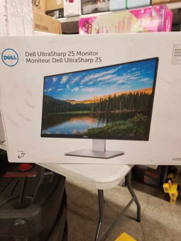 lot 16539 image: Dell UltraSharp U2515H 25-Inch Screen LED-Lit Monitor �� �� �� �� �� �� ��